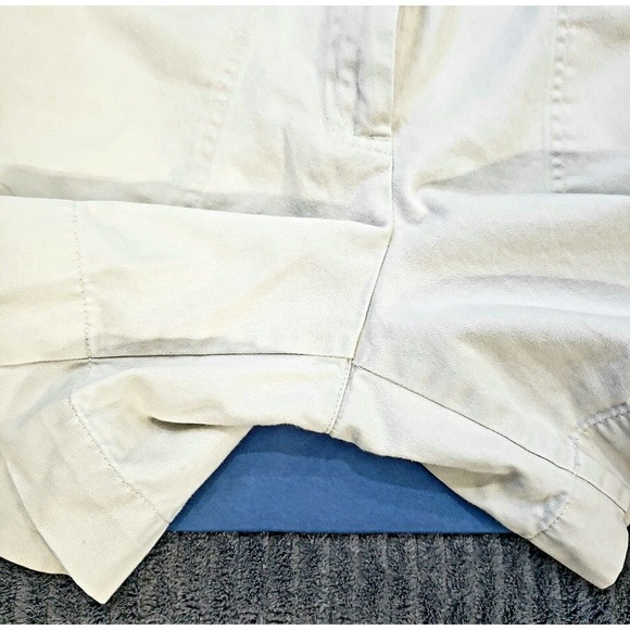 Talbots Petites Relaxed Chino Shorts Sz. 6 P Ivory - Picture 12 of 12